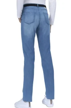 BRAX Jeans Carola hellblau Feminine Fit in Premium-Denim