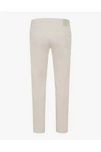 BRAX Jeans Chuck Marathon beige Modern Fit