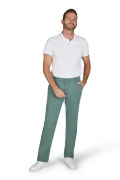 CLUB OF COMFORT Coolmax Flat Front Hose Garvey grün