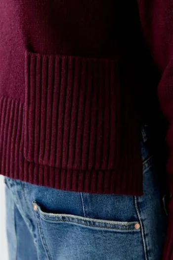 OUI Pullover bramble berry